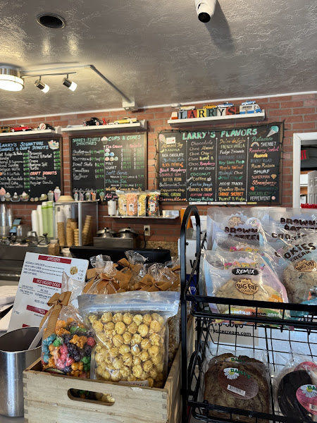 Larry's Ice Cream & Gelatos - Ice cream shop in St Pete Beach
