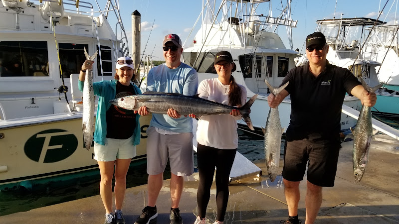 Fishing Fintastic Charters - Deep Sea Fishing Miami Beach