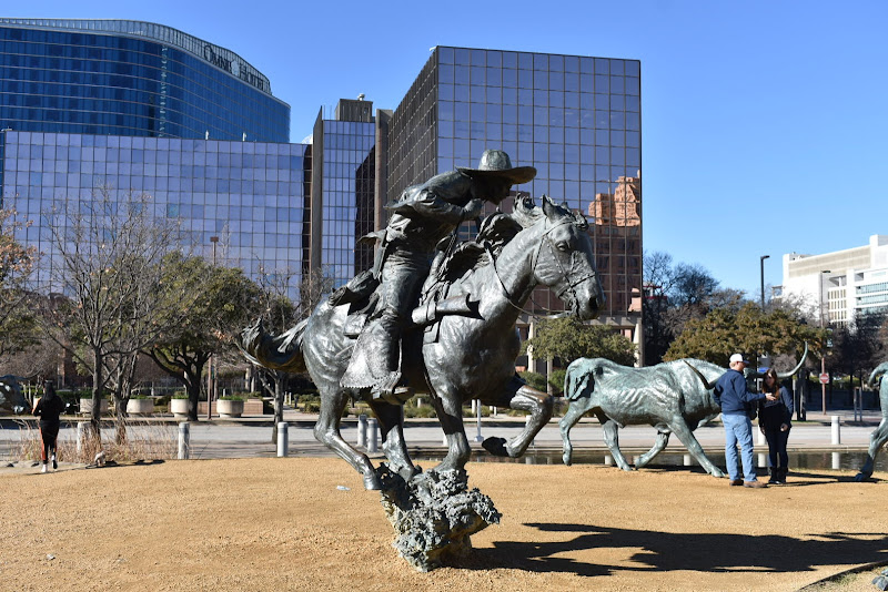 Pioneer Plaza - Tourist attraction in Dallas