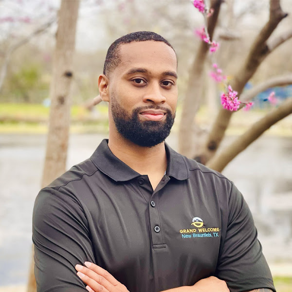 Grand Welcome New Braunfels Vacation Rental Management - Vacation home rental agency in New Braunfels