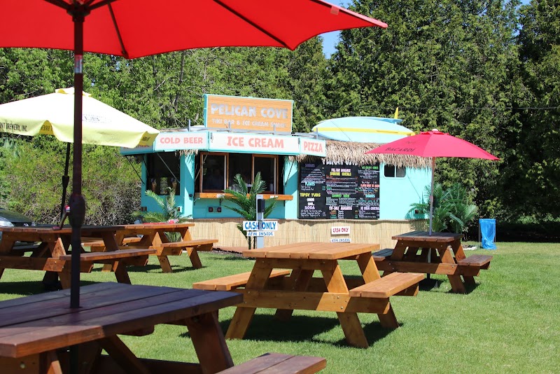 Pelican Cove Tiki Bar and Ice Cream Shack - Ice cream shop in Sturgeon Bay