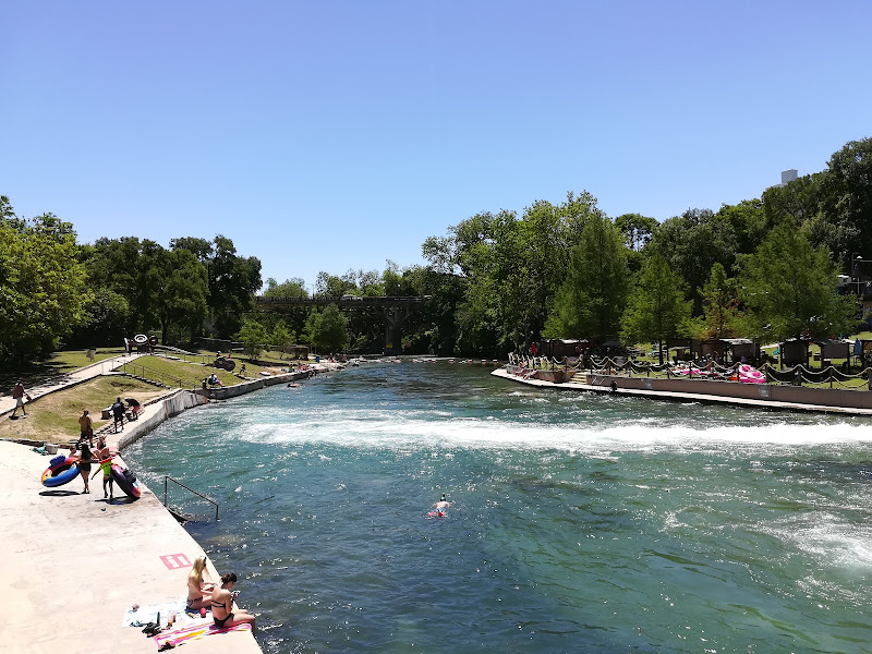 Hinman Island Park - Park in New Braunfels
