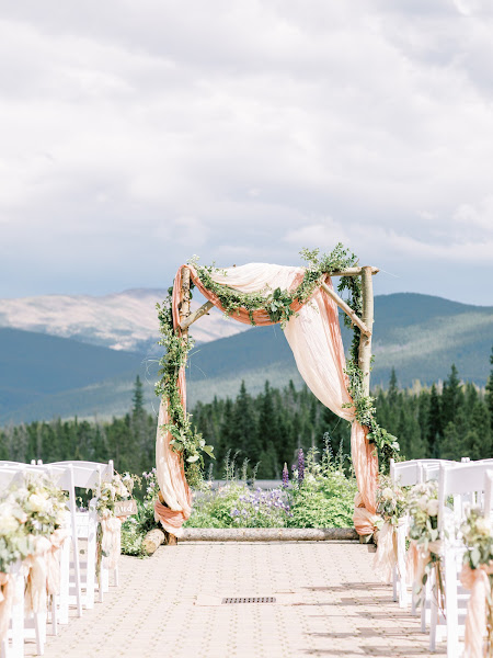 Andrea Stark Photography - Wedding photographer in Breckenridge