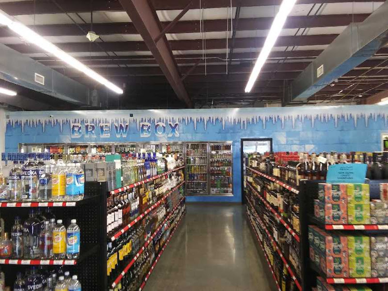 Smoker Friendly - Lake Liquor