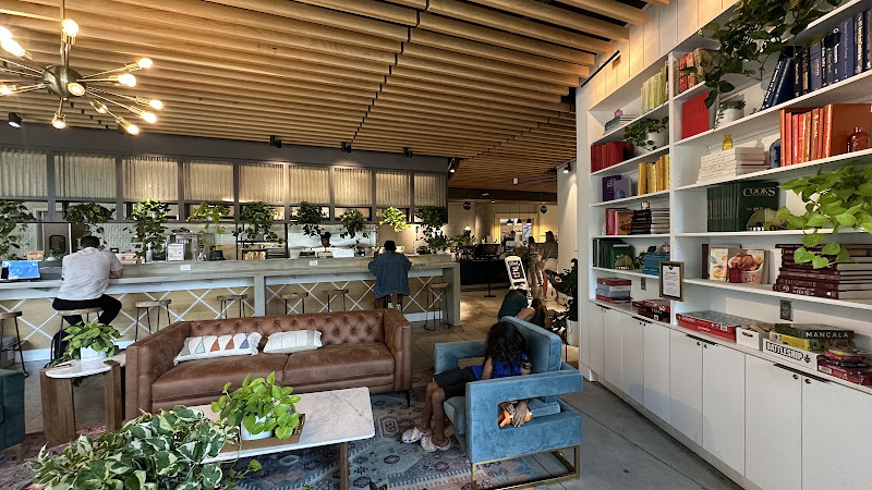 Café Crème - Downtown