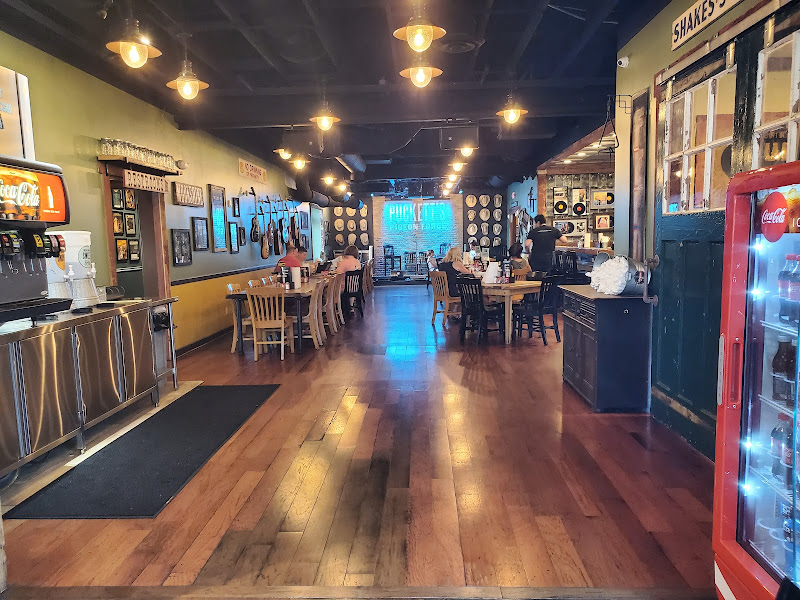 Puckett's Restaurant