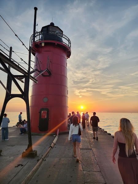 South Haven Lighthouse - Tourist attraction in South Haven