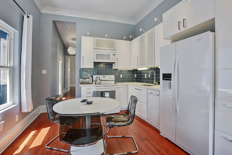 Phresh Clean Services & Management, LLC