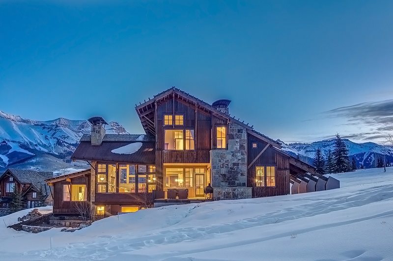 Latitude 38 Vacation Rentals and Cabins by Vacasa - Vacation home rental agency in Telluride