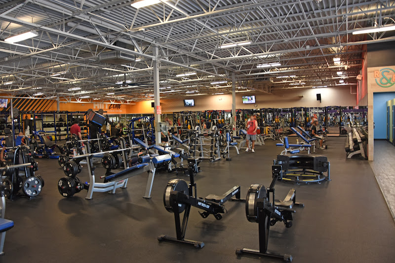 Crunch Fitness - Bradenton