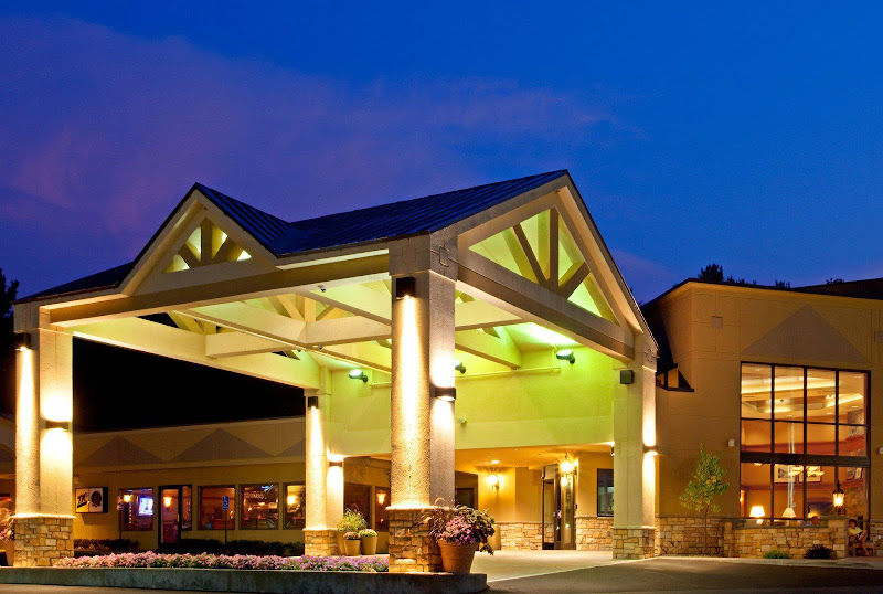 Holiday Inn Resort Lake George - Adirondack Area by IHG - Hotel in Route