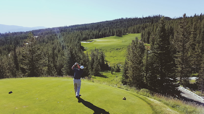 Tom Weiskopf Signature Golf Course at The Club at Spanish Peaks