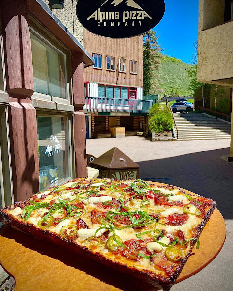 Alpine Pizza Company - Pizza restaurant in Vail