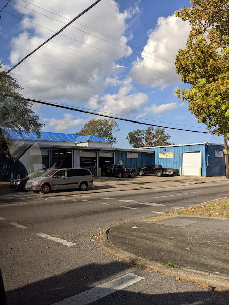 Cacamo's Auto Repair