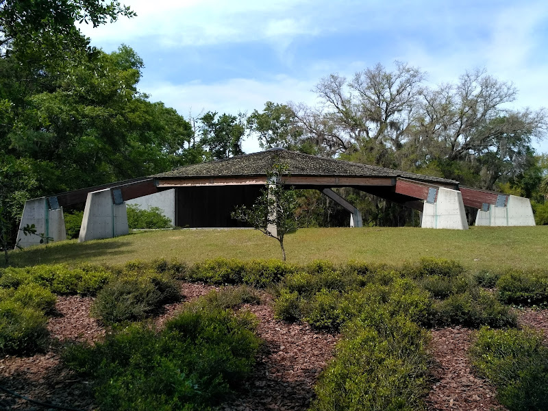 Tree Hill Nature Center
