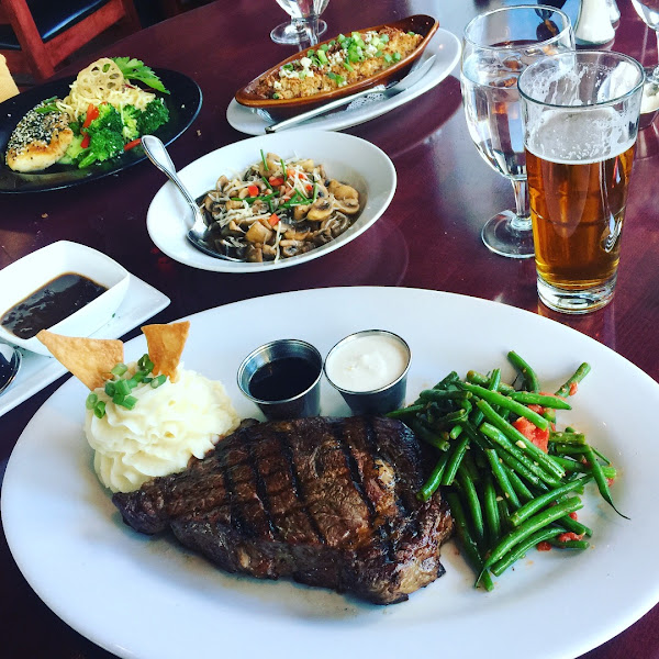 Three Peaks Grill - Steak house in Steamboat Springs