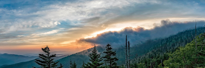 VacayZen Villas - Property management company in Sevierville