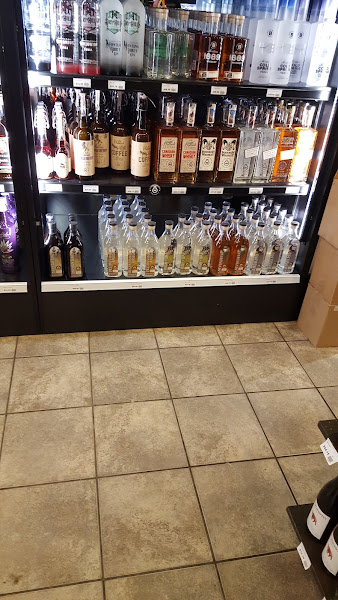 Lucky Lil's Casino & Liquor Store