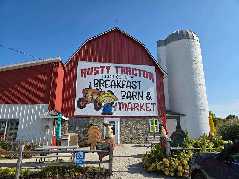Rusty Tractor - Door County - Breakfast Barn - American restaurant in Egg Harbor