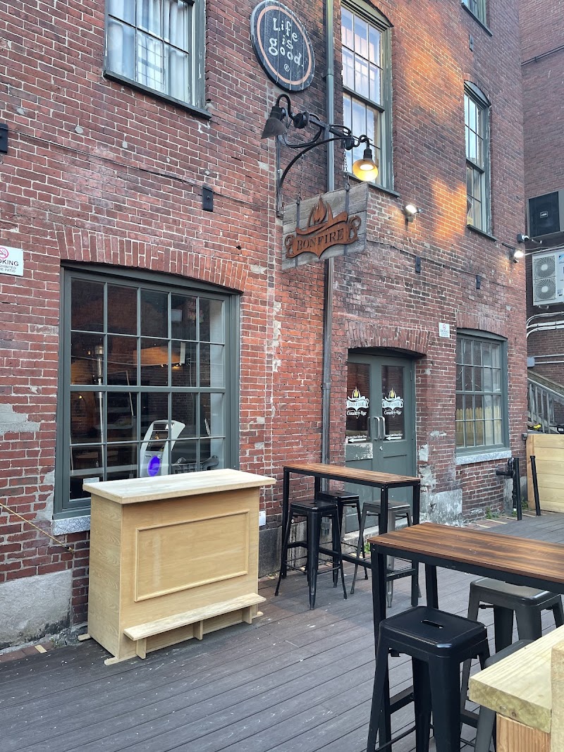 Bonfire Country Bar Portland - Bar in Portland