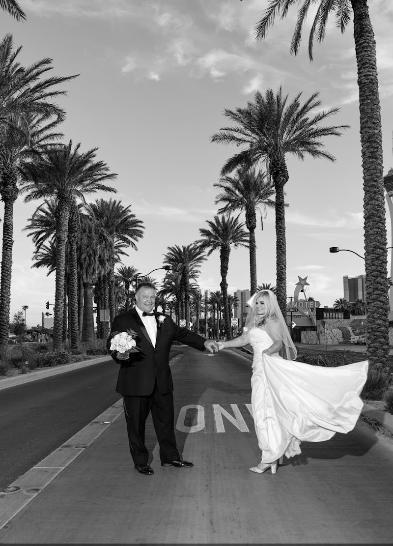 The Little Vegas Chapel photo