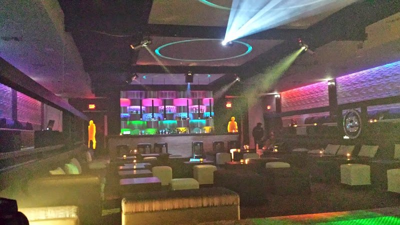 Elixir Bar Lounge - Bar in Area El Mirador