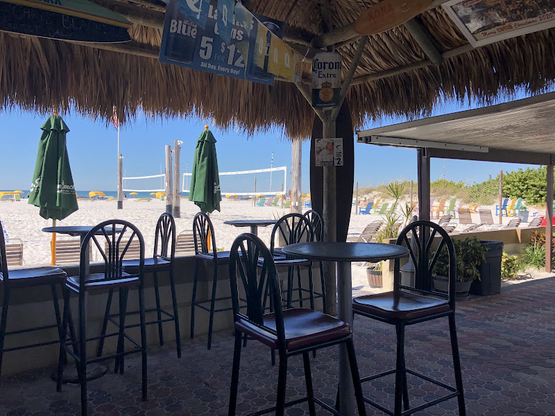 Chris' Beachside Bar