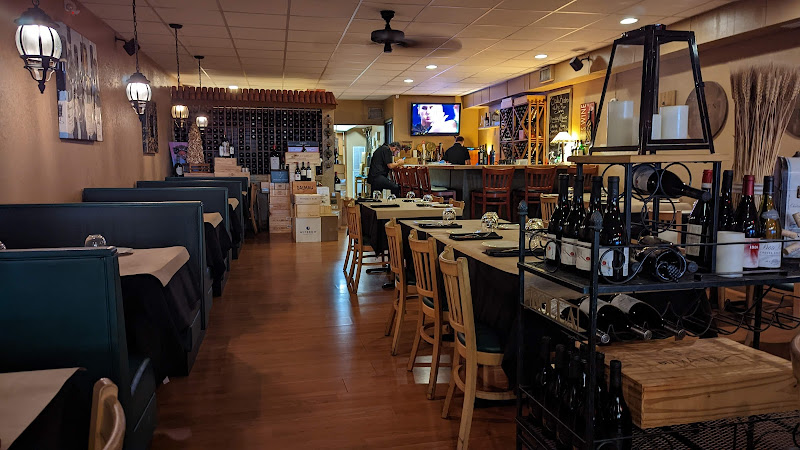 Sola Bistro and Wine Bar - Restaurant in St Pete Beach