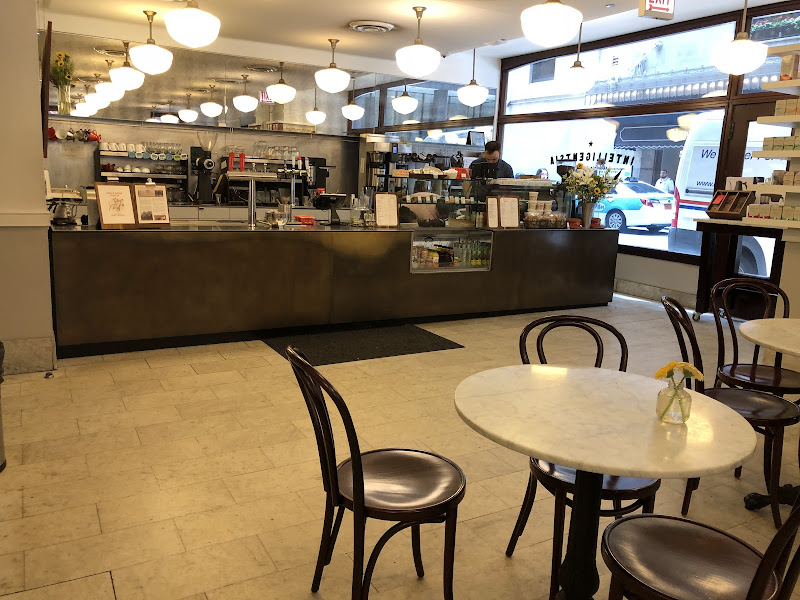 Intelligentsia Coffee Monadnock Coffeebar - Coffee shop in 53 W Jackson Blvd