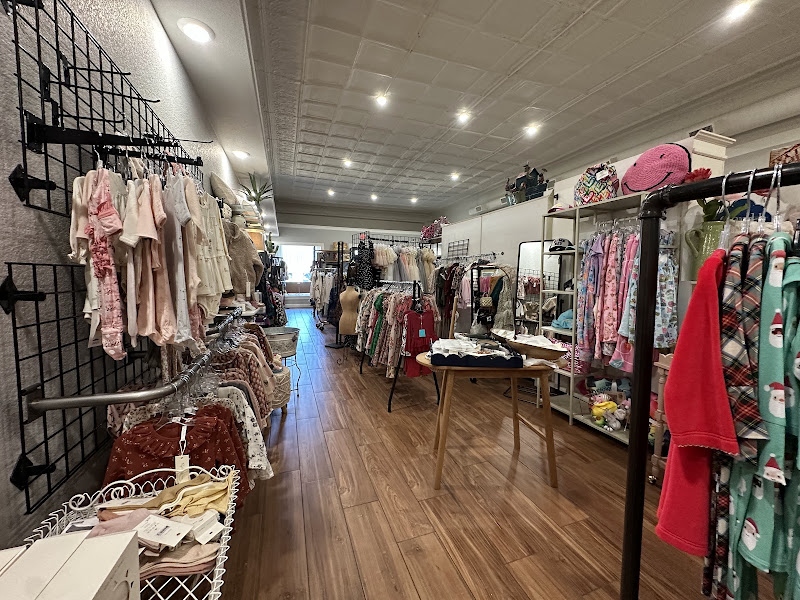 Youngblood's Gifts - Gift shop in Broken Bow