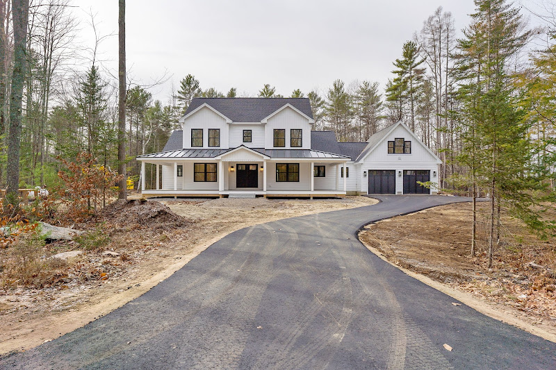 Jacqueline Nedwell of Town & Shore Real Estate | Portland, ME Real Estate Agent - Real estate agent in Portland