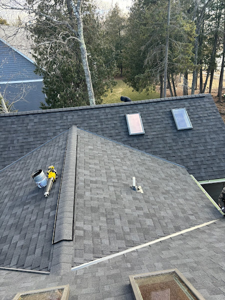 Door Roofing LLC - Roofing contractor in your area