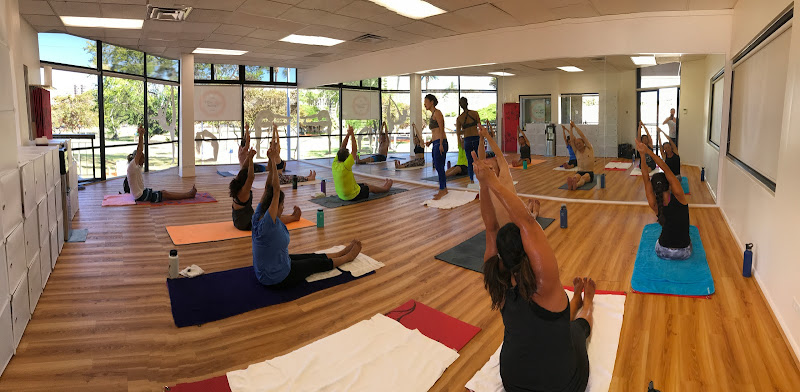 Hot Yoga Waikiki