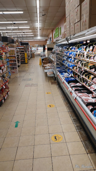 Devon Market - Grocery store in Chicago