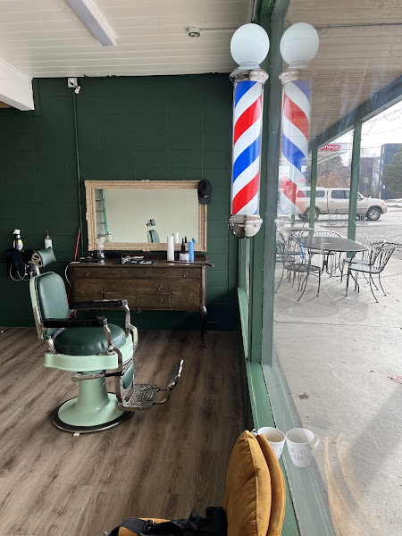 College Street Barber