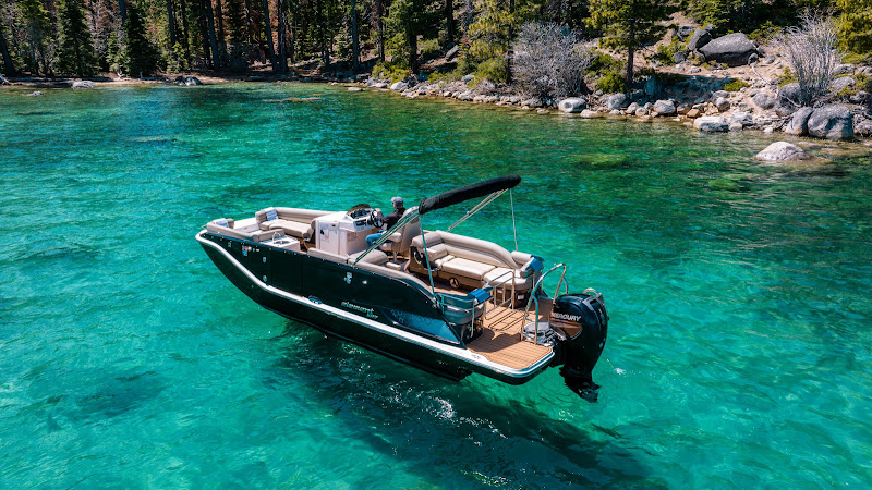 BayWatch Boat Charters - Boat rental service in your area