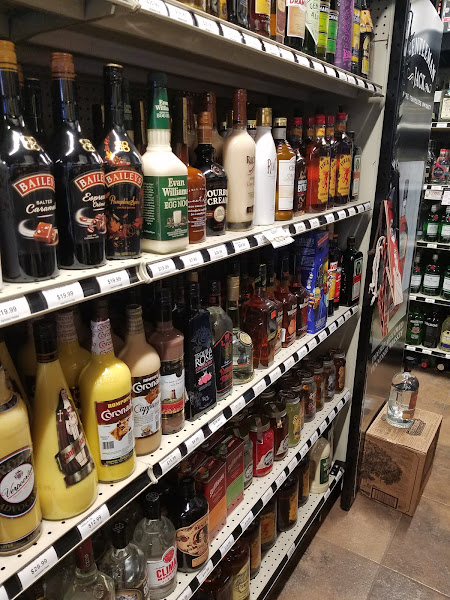 Luekens Wine & Spirits - Wine store in Tampa