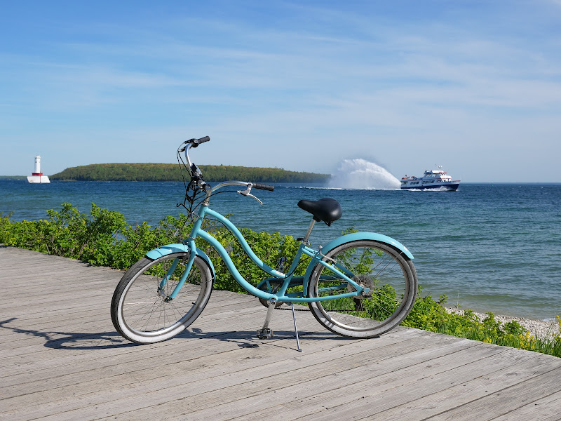 Island House Bike Rental - Bicycle rental service in Mackinac Island