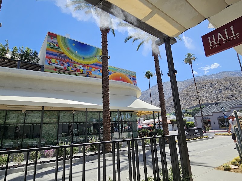 Hall Napa Valley - Bar in Palm Springs
