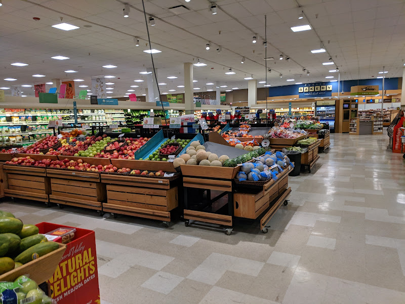 Publix Super Market at Key Plaza Shopping Center - Supermarket in Key West