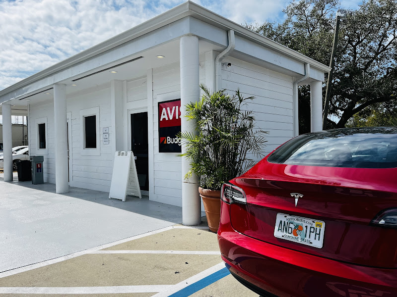 Avis Car Rental - Car rental agency in Sarasota