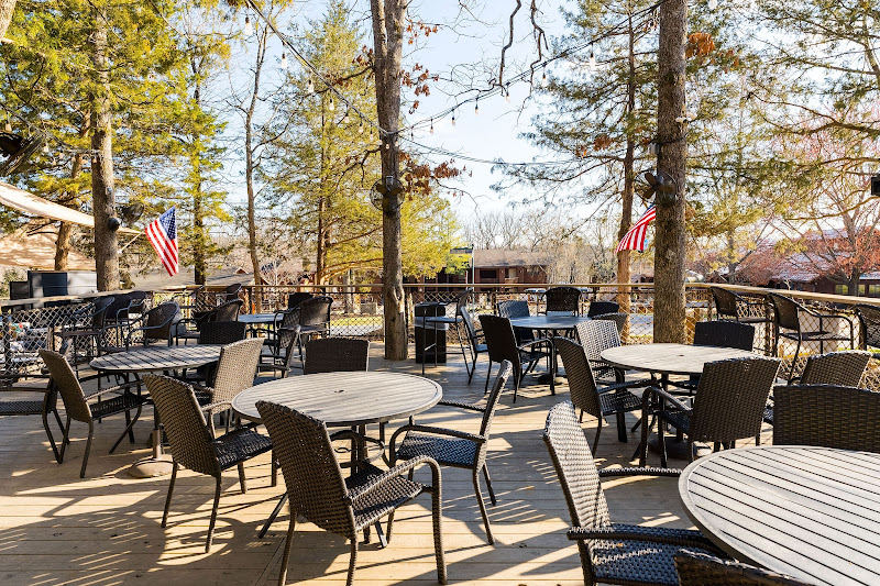 Thirsty's Cocktail Bar - Bar & grill in Branson