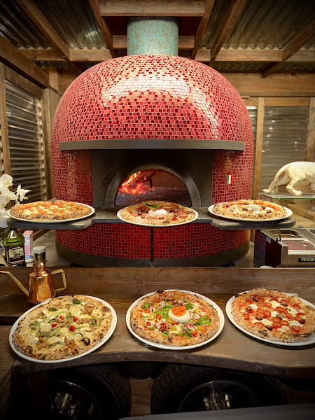 Zucchi Pizza