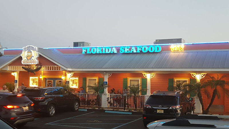 Florida's Seafood Bar & Grill - Bar & grill in Cocoa Beach