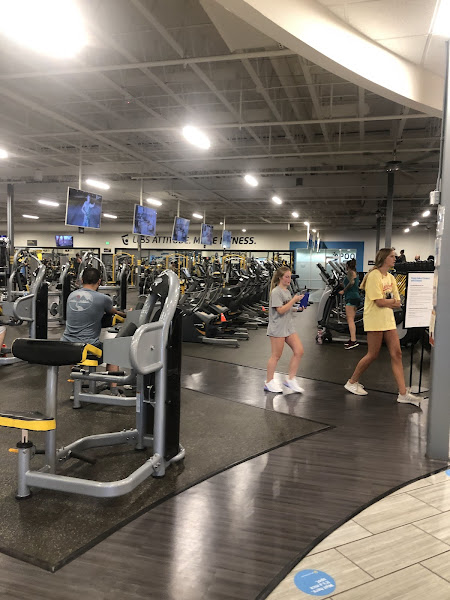 Chuze Fitness - Fitness center in Denver