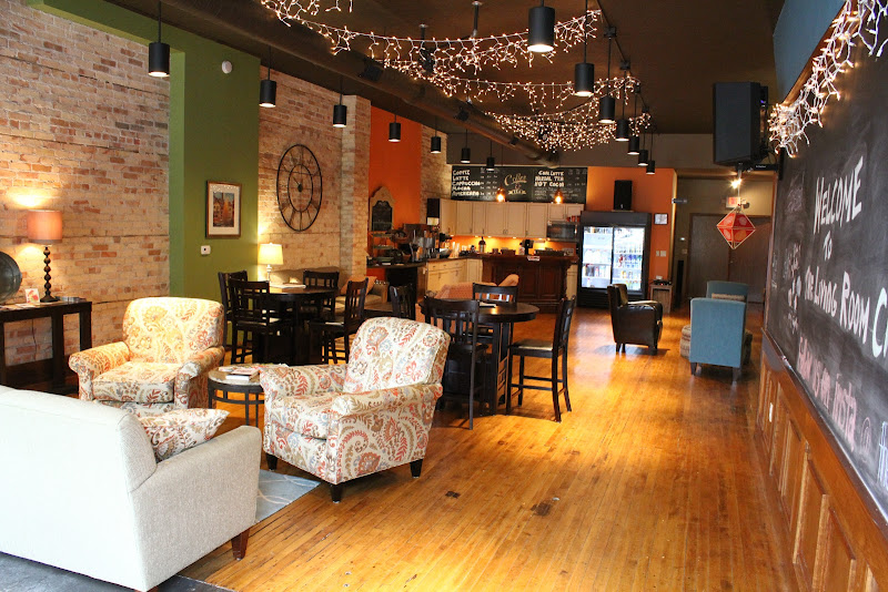 Water’s Edge Coffee - Coffee shop in South Haven