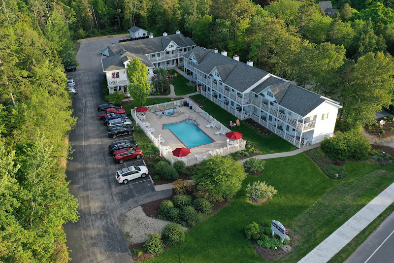 Bay Breeze Resort - Resort hotel in Ephraim