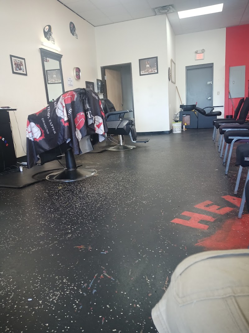 Headliners Barbershop photo