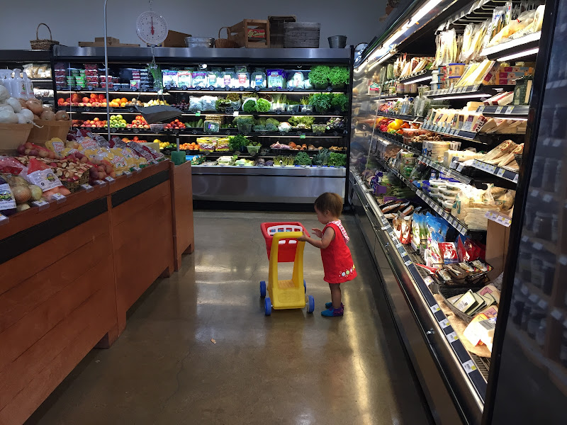 Healthy Way Market - Grocery store in Sturgeon Bay