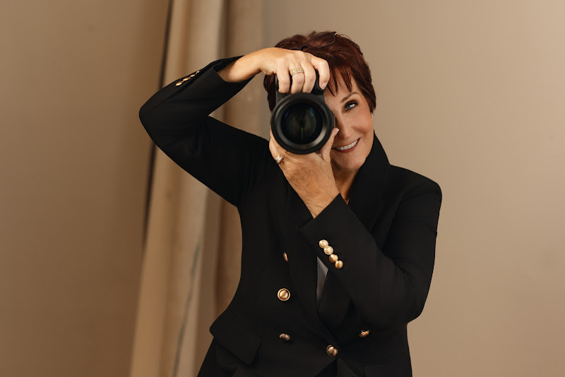 Red Door Pictures Inc - Photography studio in Palm Desert